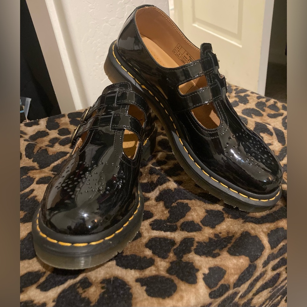 Dr. Martens women's Mary Jane Patent Leather double strap 8065 shoe size 9 US